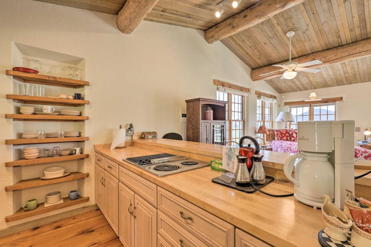 Bright Prescott Studio With Thumb Butte Views! Exterior foto