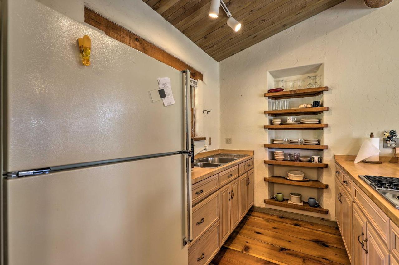 Bright Prescott Studio With Thumb Butte Views! Exterior foto